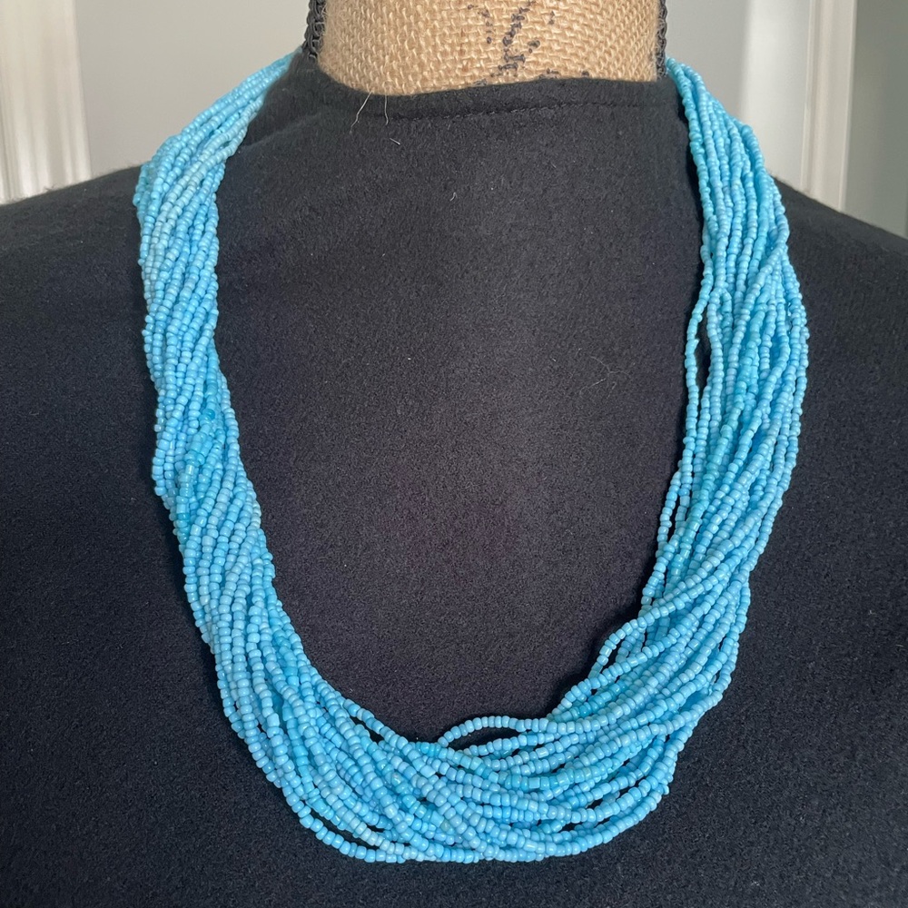 Elegant Blue Beaded Necklace